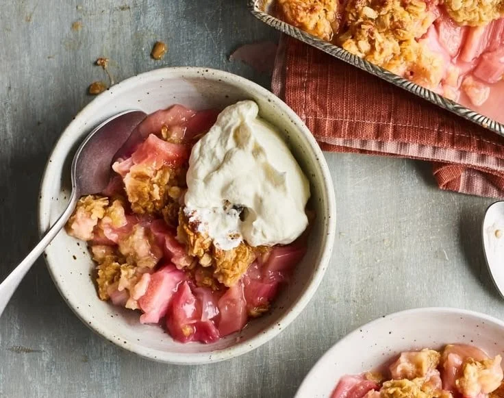 Easy Rhubarb Crisp
