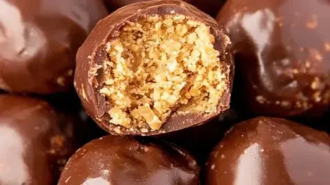 3 Ingredient Peanut Butter Balls